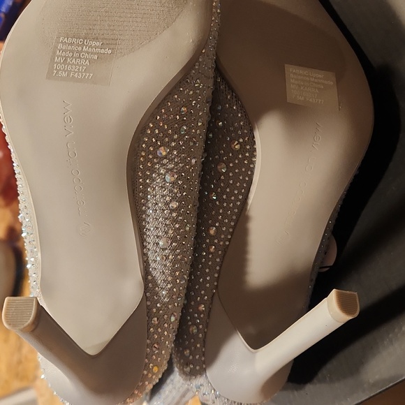 Rhinestone Encrusted Bling Stretch Boots. Metropolitan View. Gray. NEW! - Picture 8 of 16